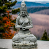 Sitzende Dewi Sri Steinfigur