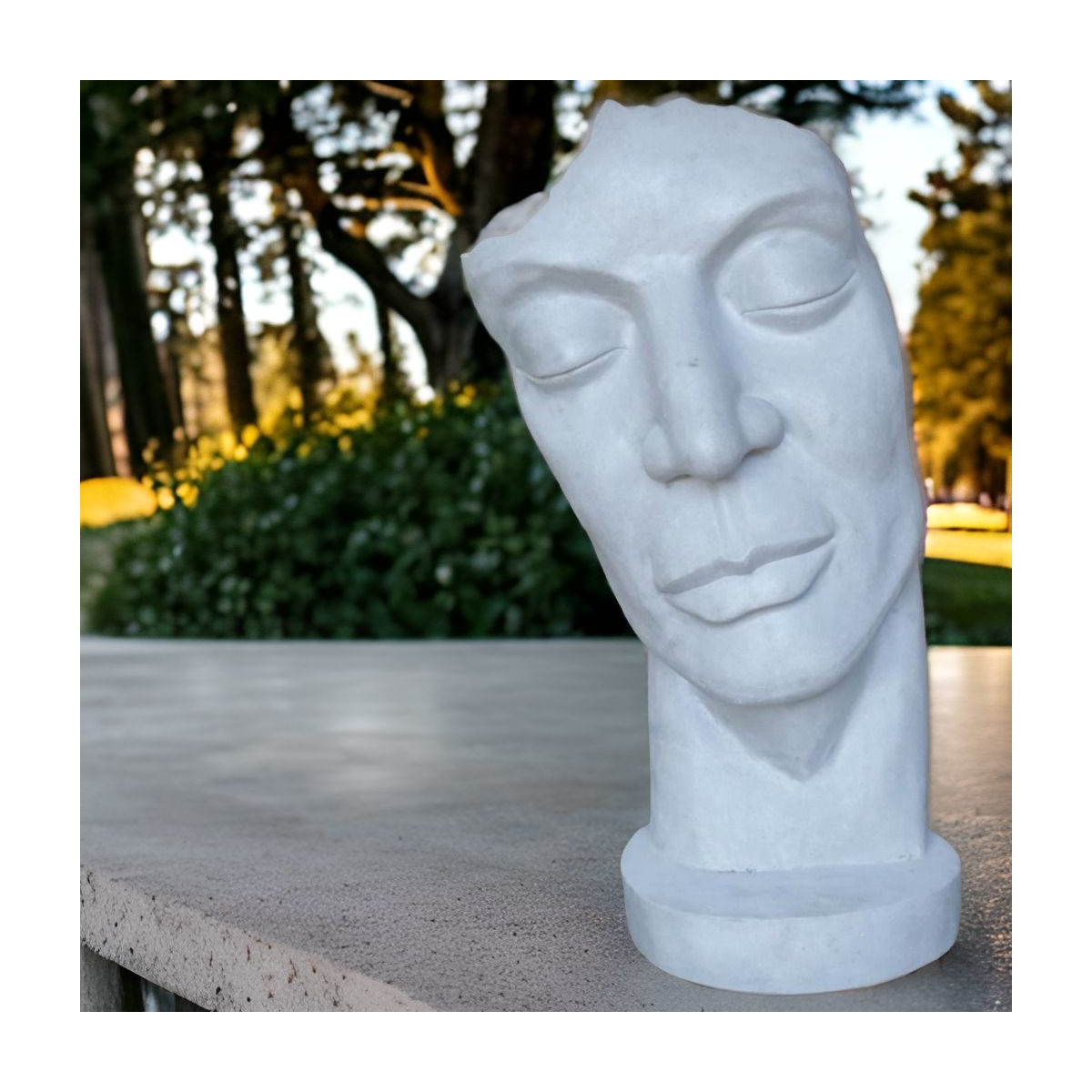 Gartenfigur Gesicht