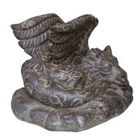 Gartenfigur liegender Drache